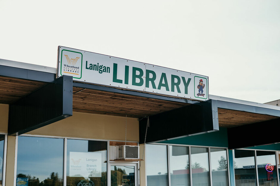 The Lanigan Library sign, exterior view of the building. 